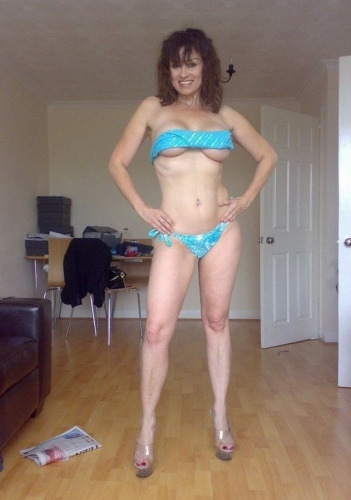 Индивидуалка СПб Кира Шатенка c 3 размером груди у метро Проспект Большевиков Санкт-Петербург Фото-3