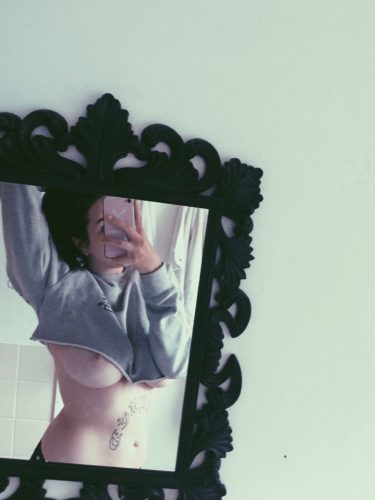 Индивидуалка СПб Дарина Брюнетка c 3 размером груди у метро Купчино Санкт-Петербург Фото-3